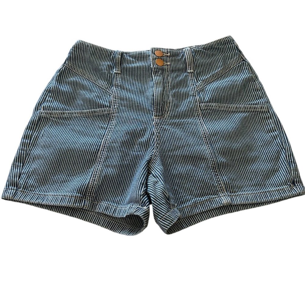 Womens Universal Thread SZ 2/26 Shorts Blue and White Stripes   504